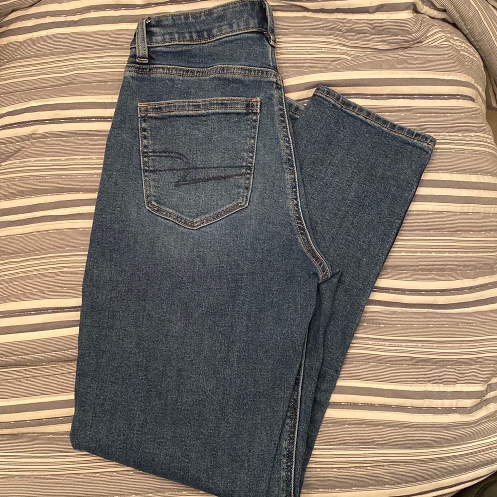 American Eagle Size 4 Mom Jeans
